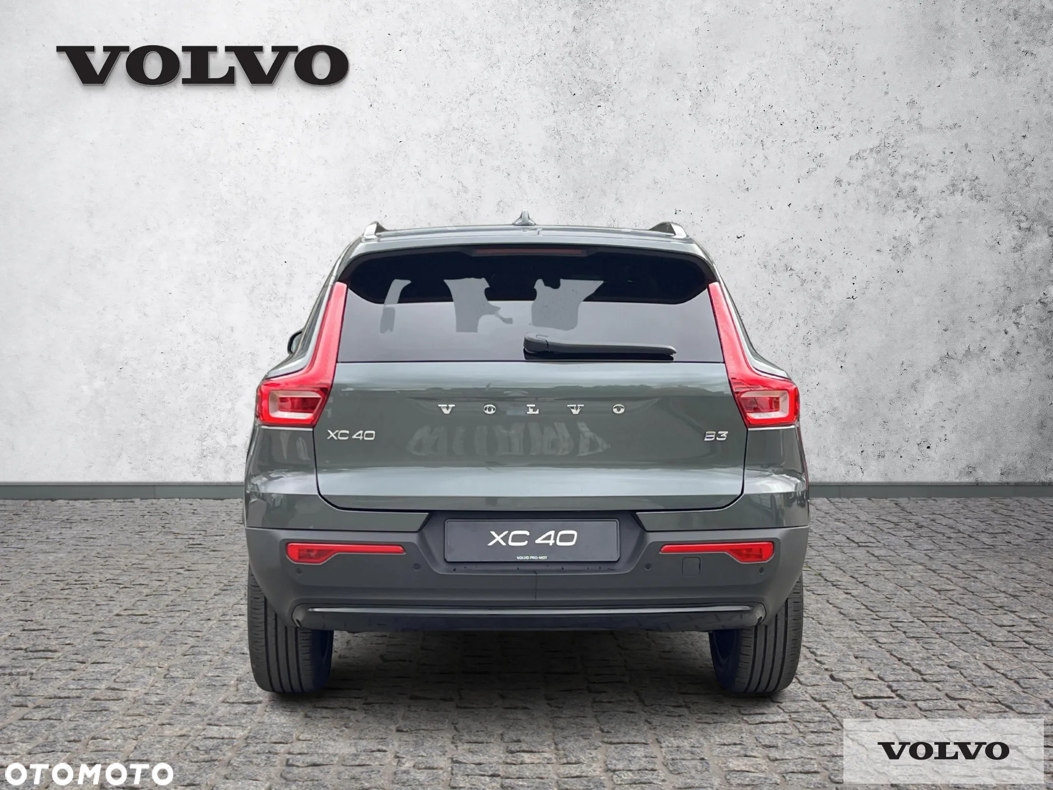 Volvo XC 40 B3 Plus Dark - 8