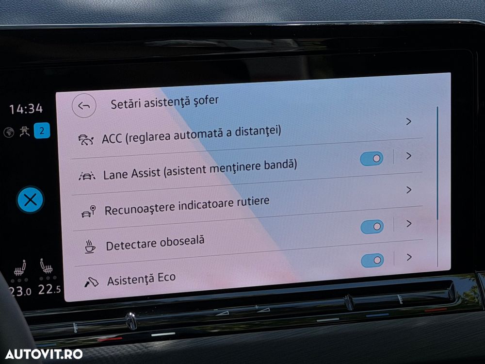 Volkswagen Golf 1.4 eHybrid OPF DSG Style - 33