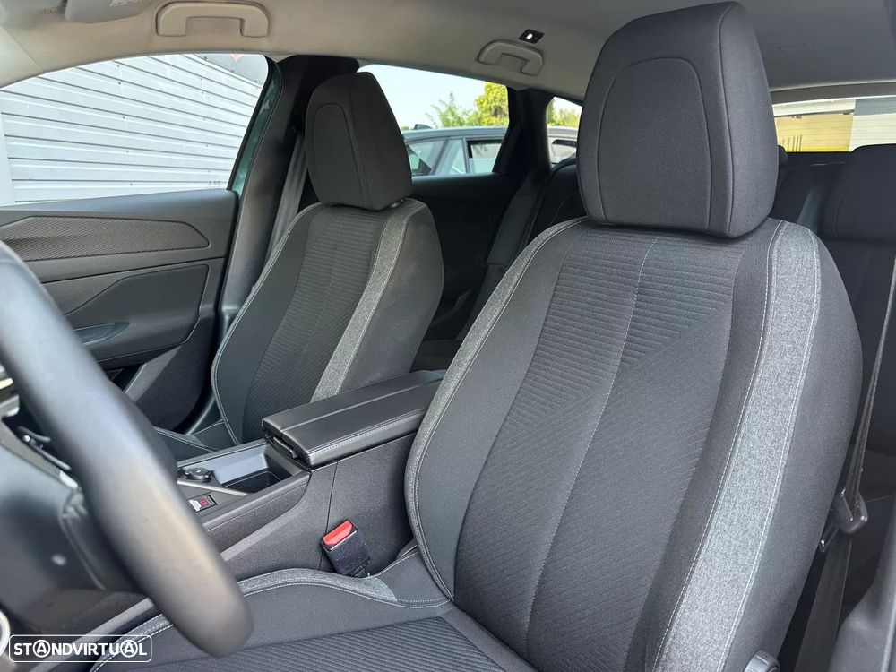 Peugeot 308 SW 1.2 PureTech Allure - 28