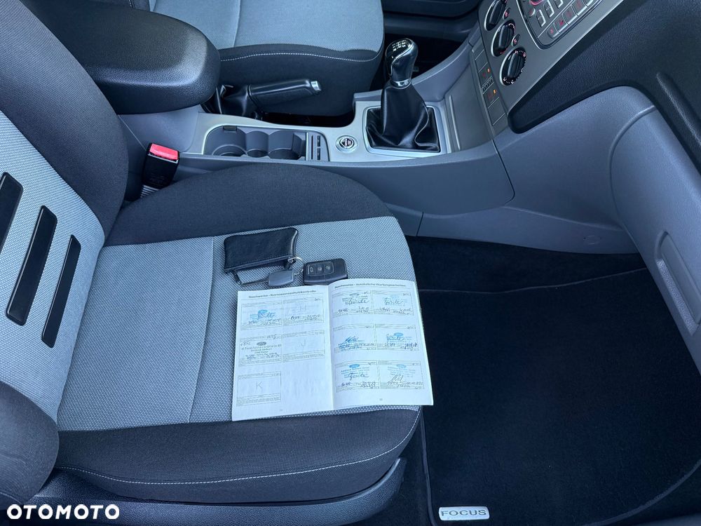 Ford Focus 1.6 Comfort X / 100 - 37