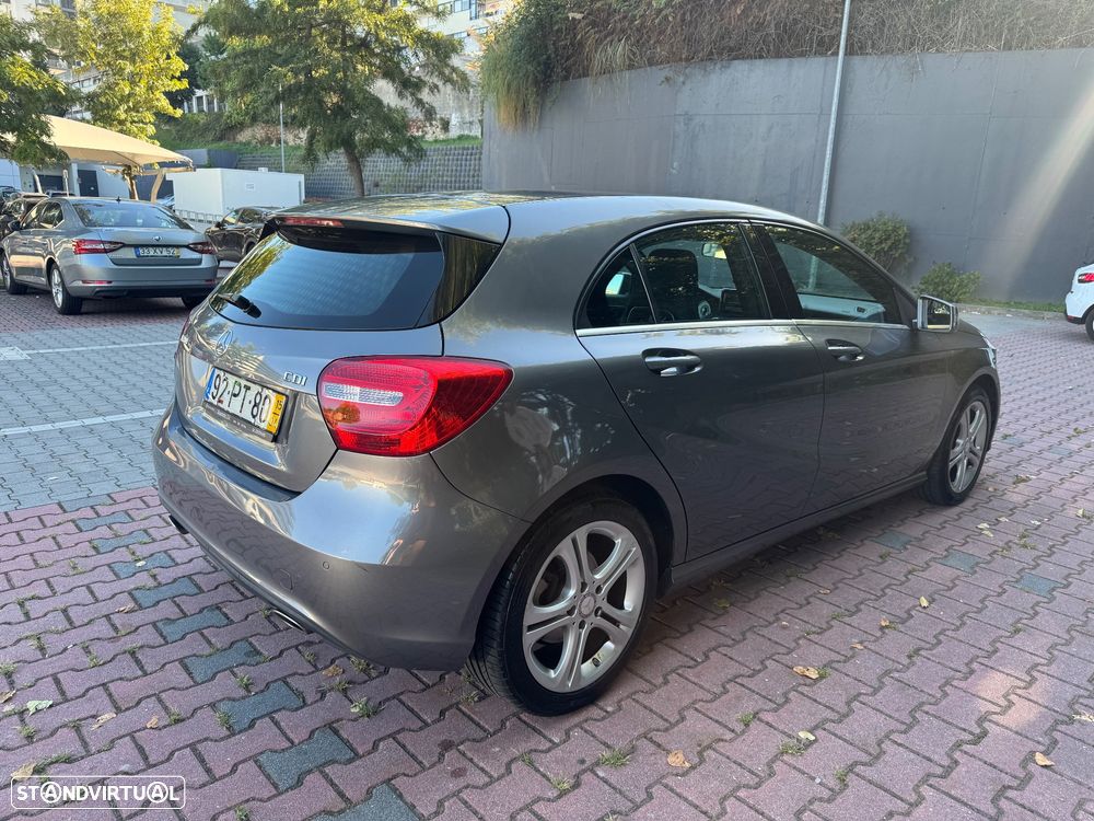 Mercedes-Benz A 180 CDi BE AMG Line - 4