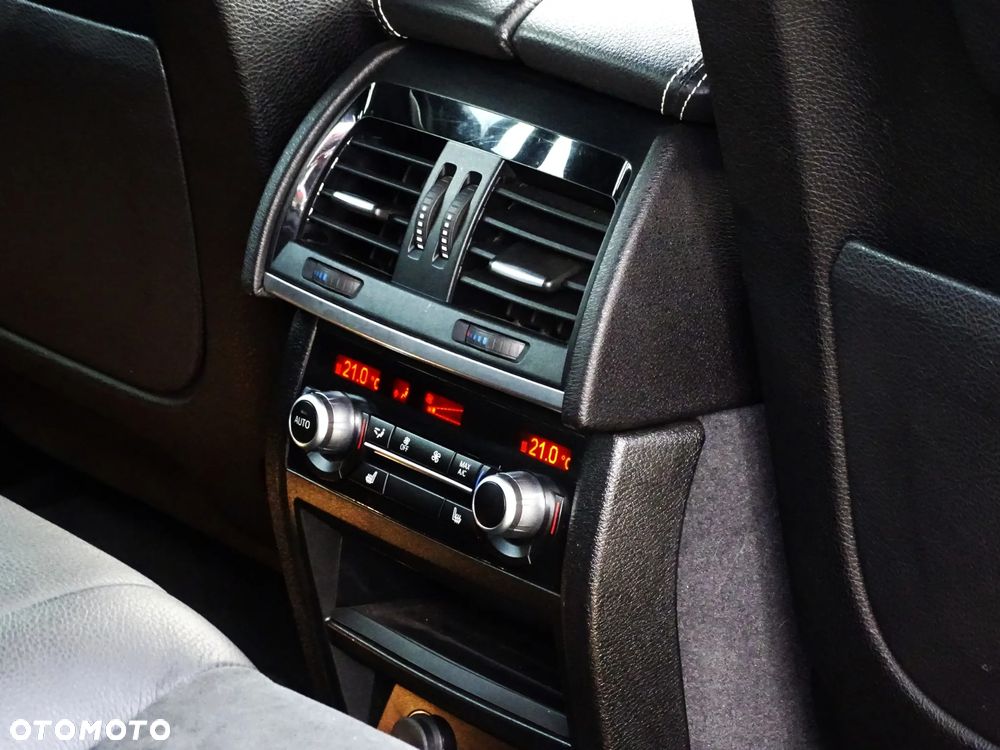 BMW X6M - 22