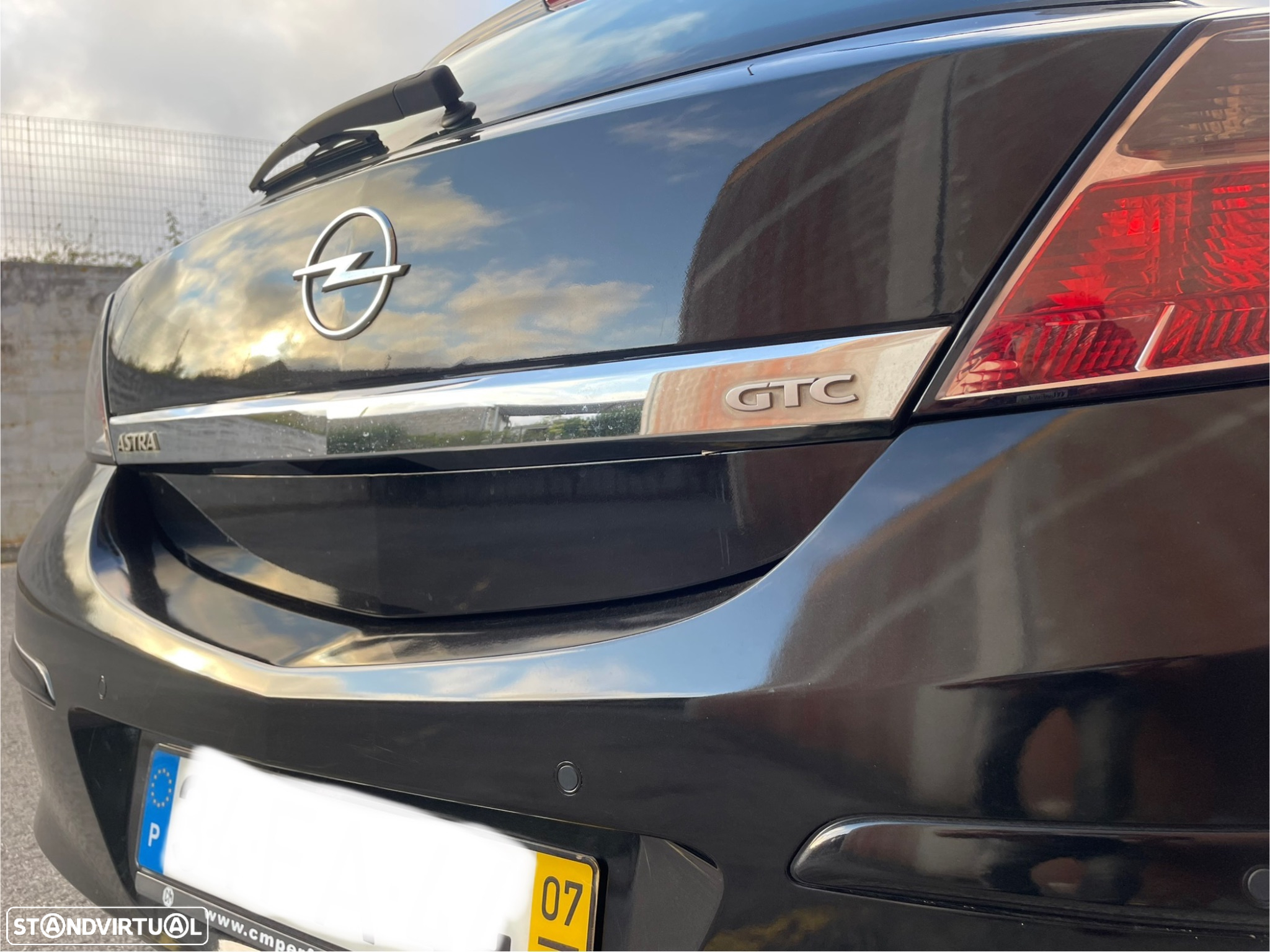 Opel Astra Coupe - 3