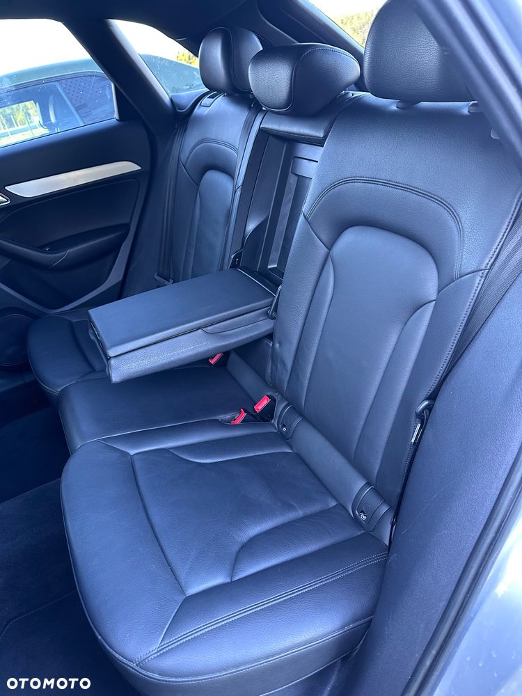 Audi Q3 40 TFSI Quattro S tronic S line - 9