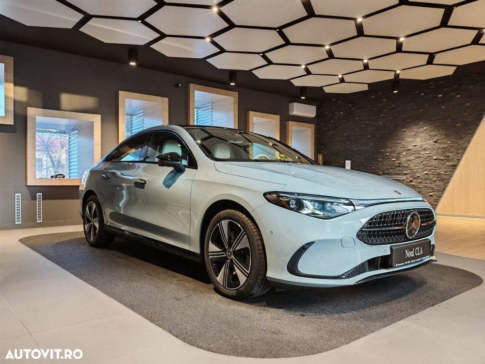 Mercedes-Benz CLA 200 4MATIC Coupe - 3