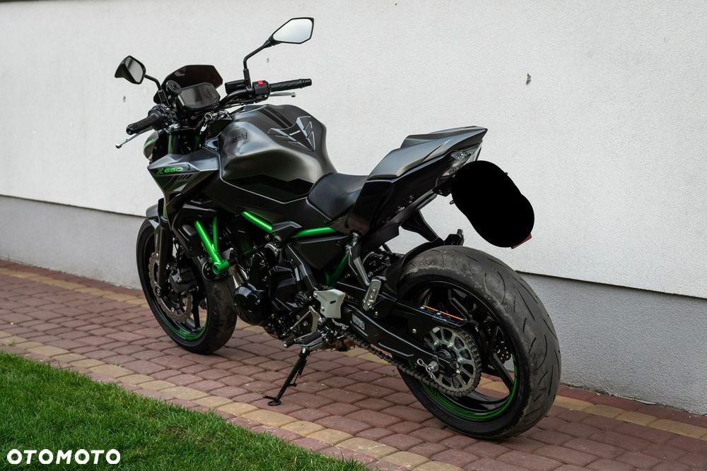 Kawasaki Z 650 - 5