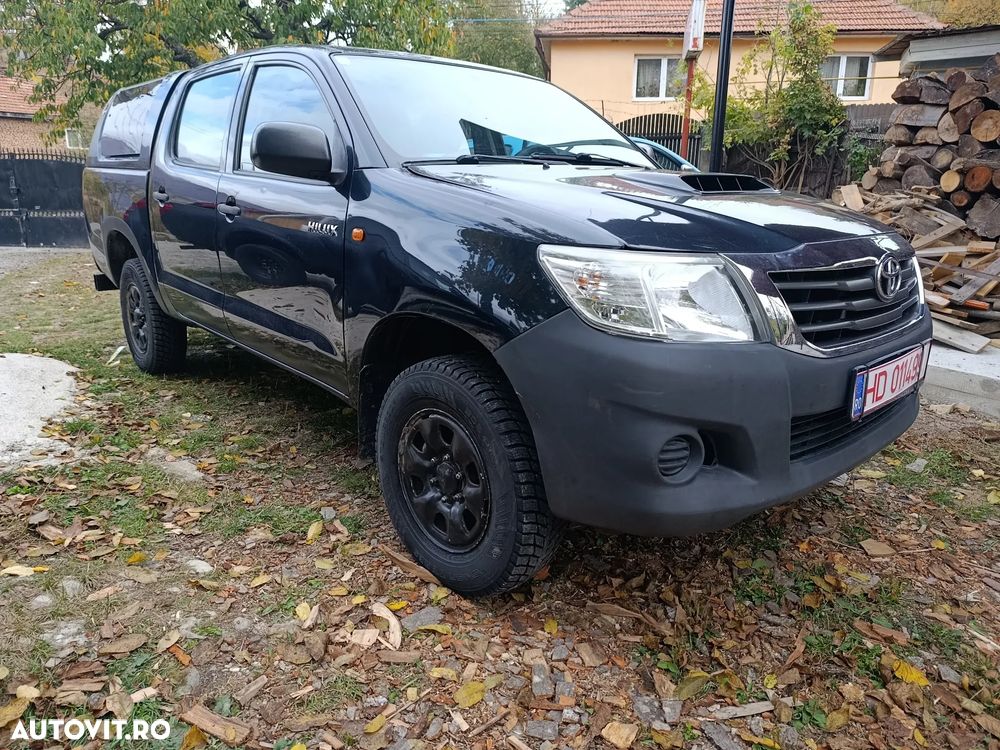 Toyota Hilux - 2