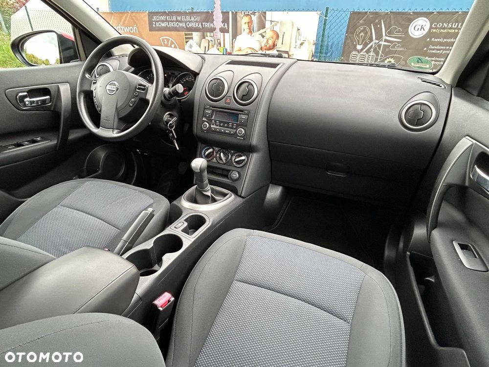 Nissan Qashqai 1.6 visia - 23