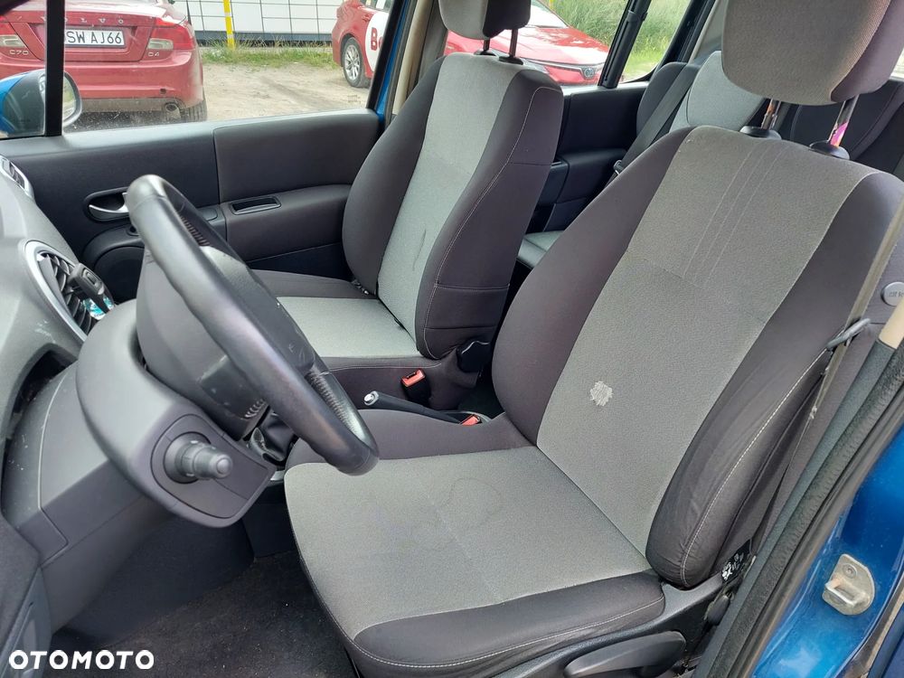 Renault Modus - 17