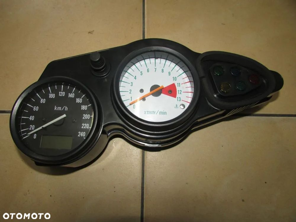 Suzuki SV 650 98-02 licznik zegary - 1