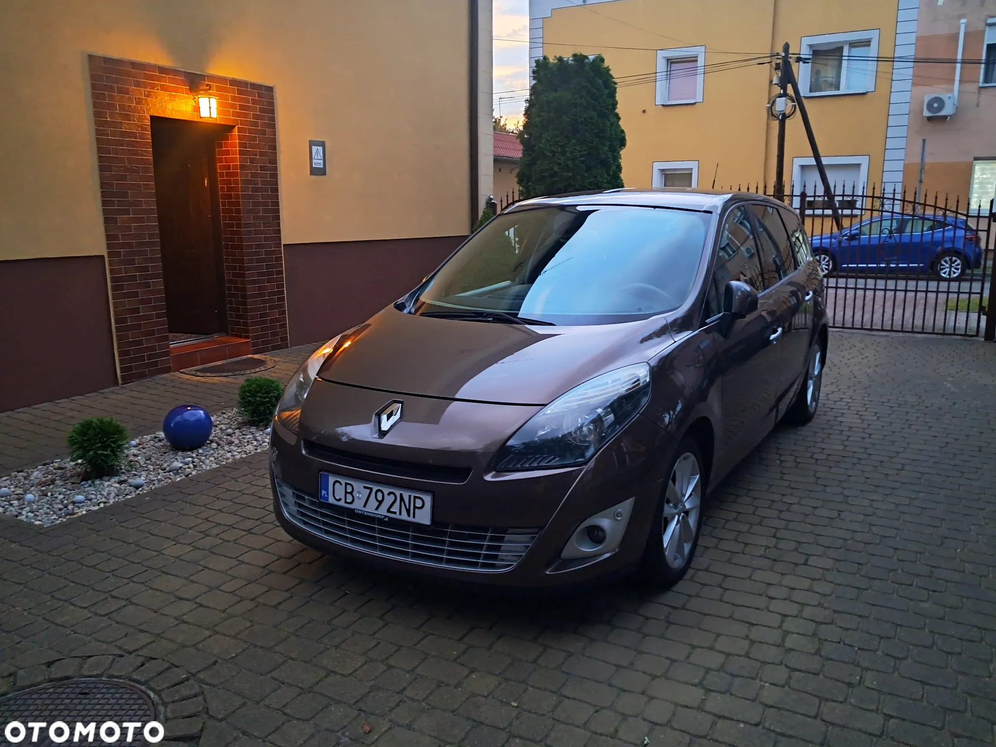 Renault Scenic - 5