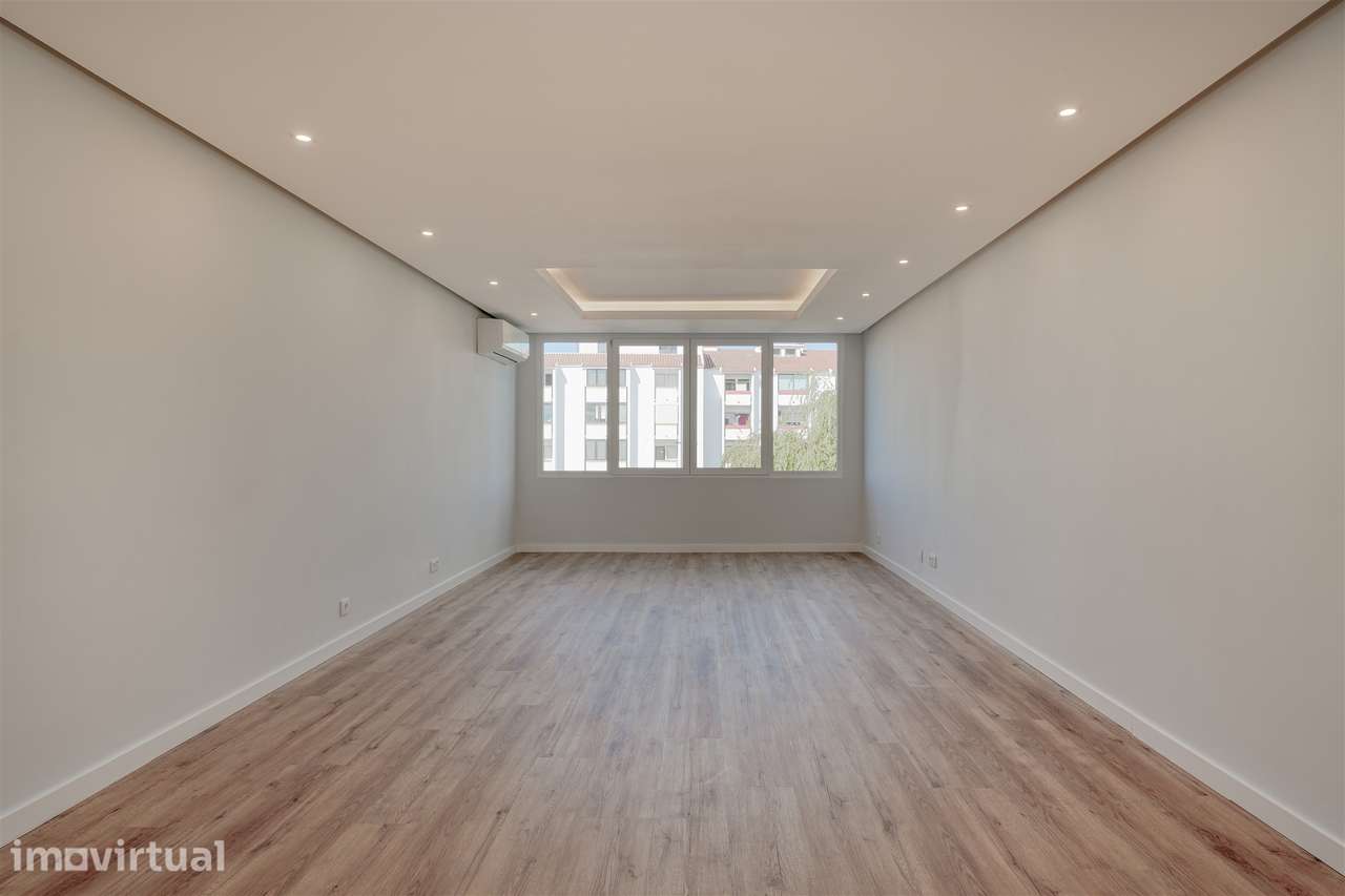 Apartamento T3 em Cascais - Grande imagem: 2/26