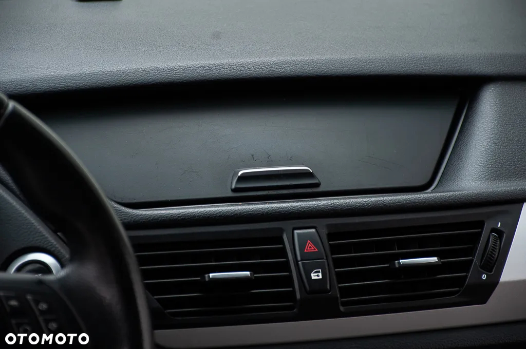 BMW X1 sDrive20d - 32