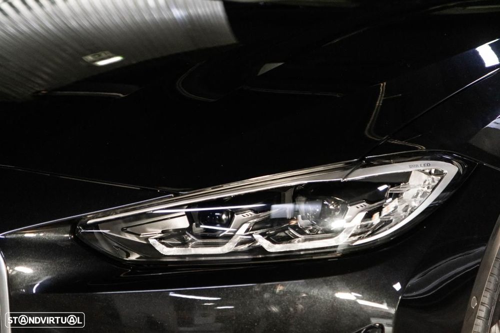 BMW i4 eDrive40 - 18