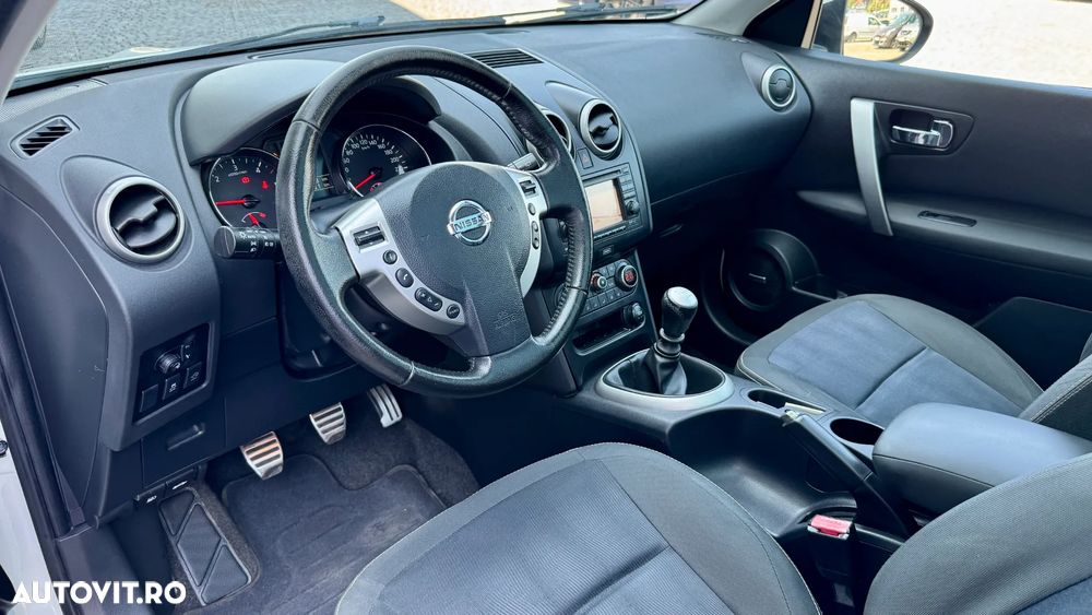 Nissan Qashqai 1.6 dCi DPF Start/Stop 360 - 9