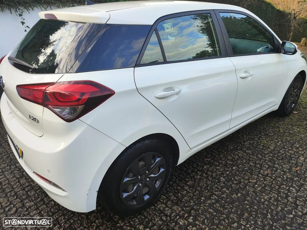 Hyundai i20 1.1 CRDi Access+Bluetooth - 4