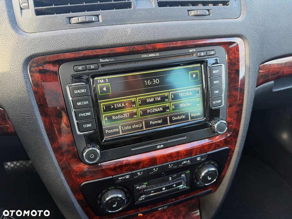 Skoda Octavia 1.6 TDI DPF DSG Elegance - 16