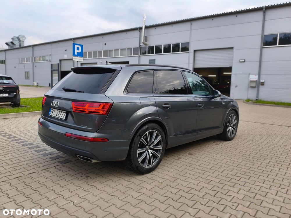 Audi Q7 - 28
