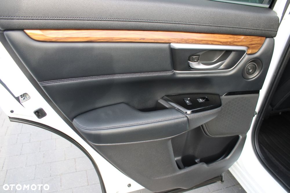 Honda CR-V - 24