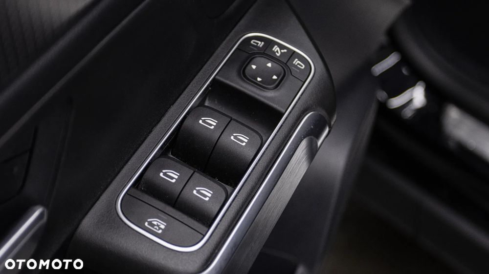 Mercedes-Benz GLB 220 d 4-Matic Progressive 8G-DCT - 38