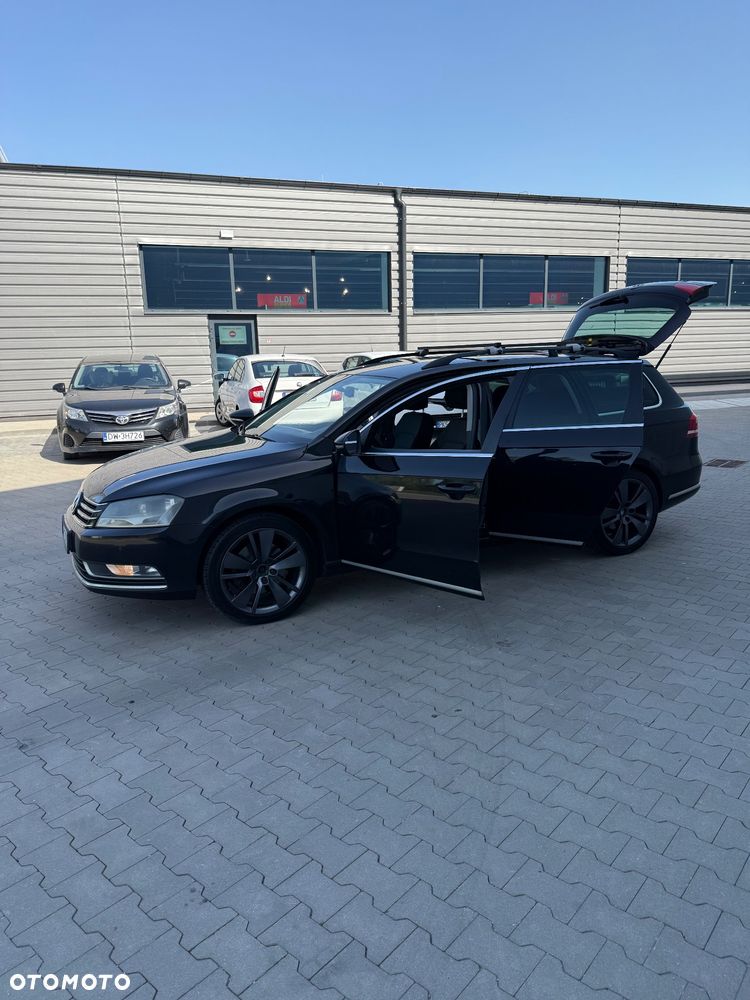 Volkswagen Passat 2.0 TDI Highline - 15