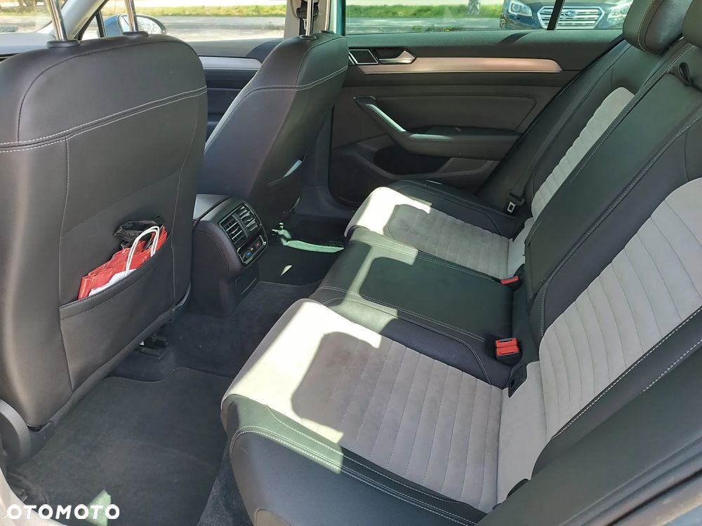 Volkswagen Passat 1.8 TSI BMT Highline DSG - 8