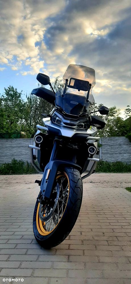 CFMoto 800MT Touring - 6