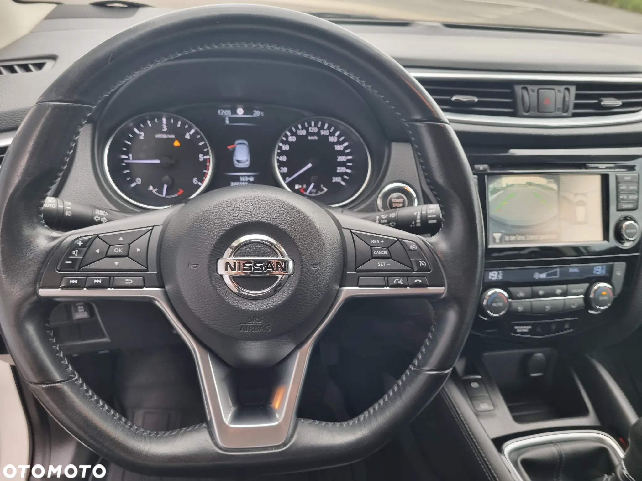 Nissan Qashqai 1.6 DCi Tekna - 16