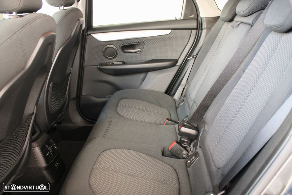 BMW 225xe Active Tourer Advantage - 14