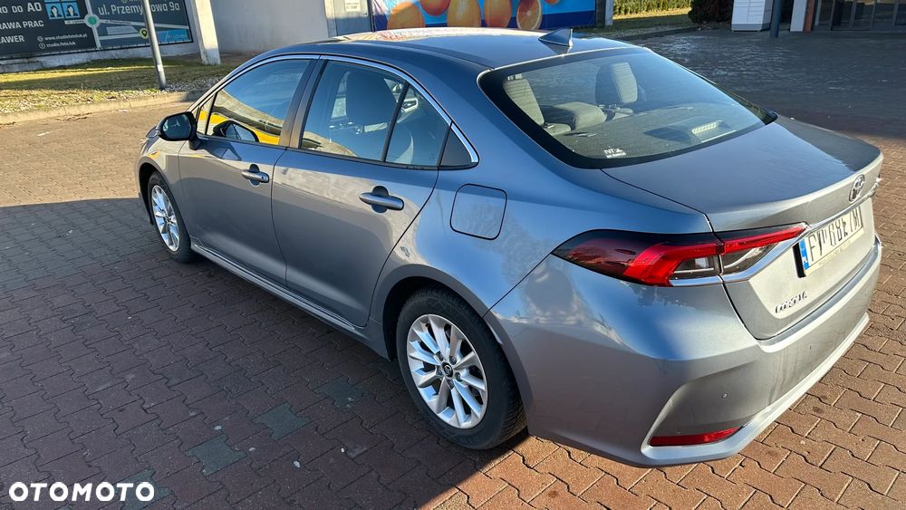 Toyota Corolla 1.6 Comfort - 11