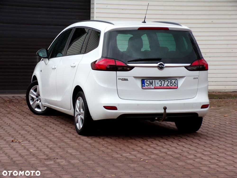 Opel Zafira - 12