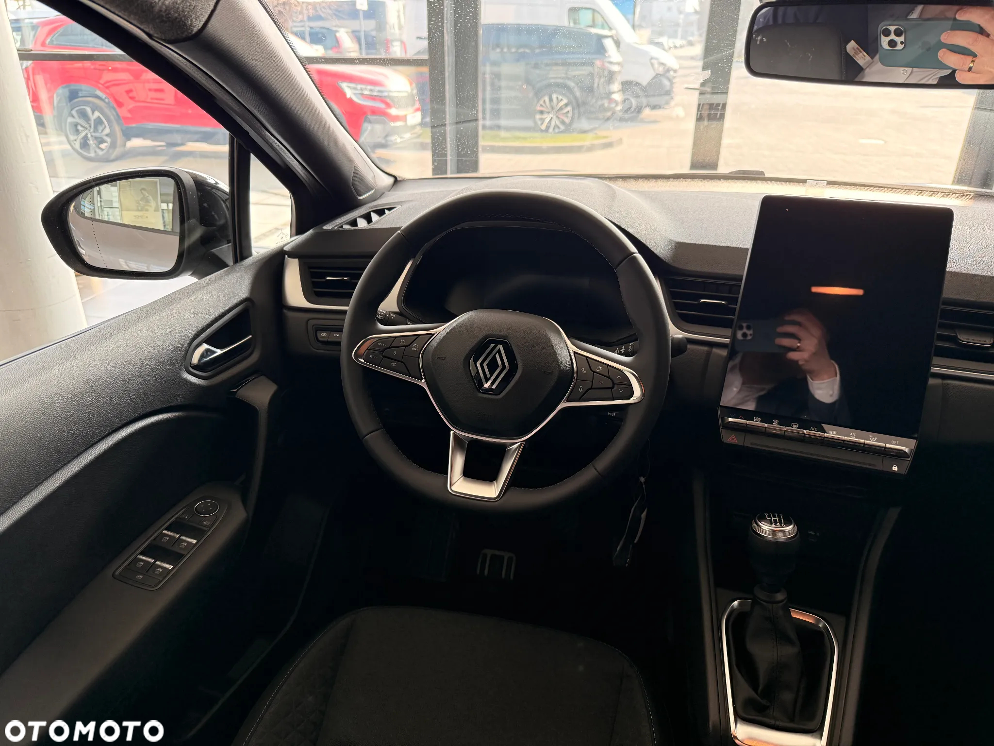Renault Captur - 16