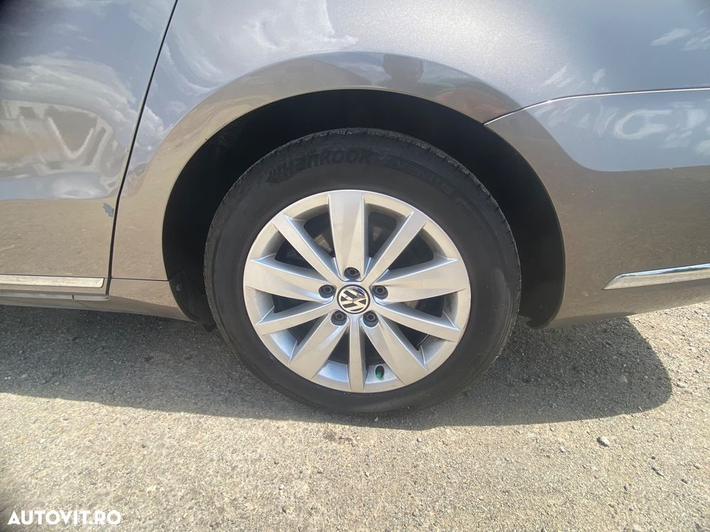 Volkswagen Passat Variant 2.0 TDI BlueMotion Technology Exclusive - 8