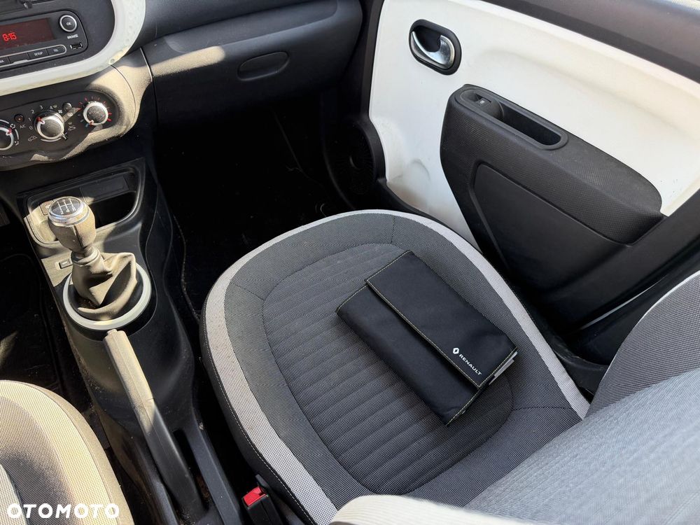 Renault Twingo SCe 75 INTENS - 11