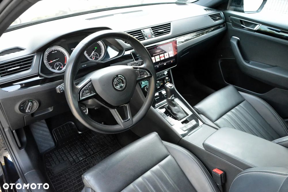 Skoda Superb 2.0 TDI SCR L&K DSG - 10