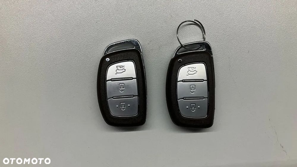 Hyundai IONIQ Plug-in hybrid Premium - 22