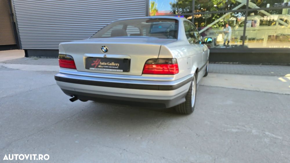 BMW Seria 3 - 24
