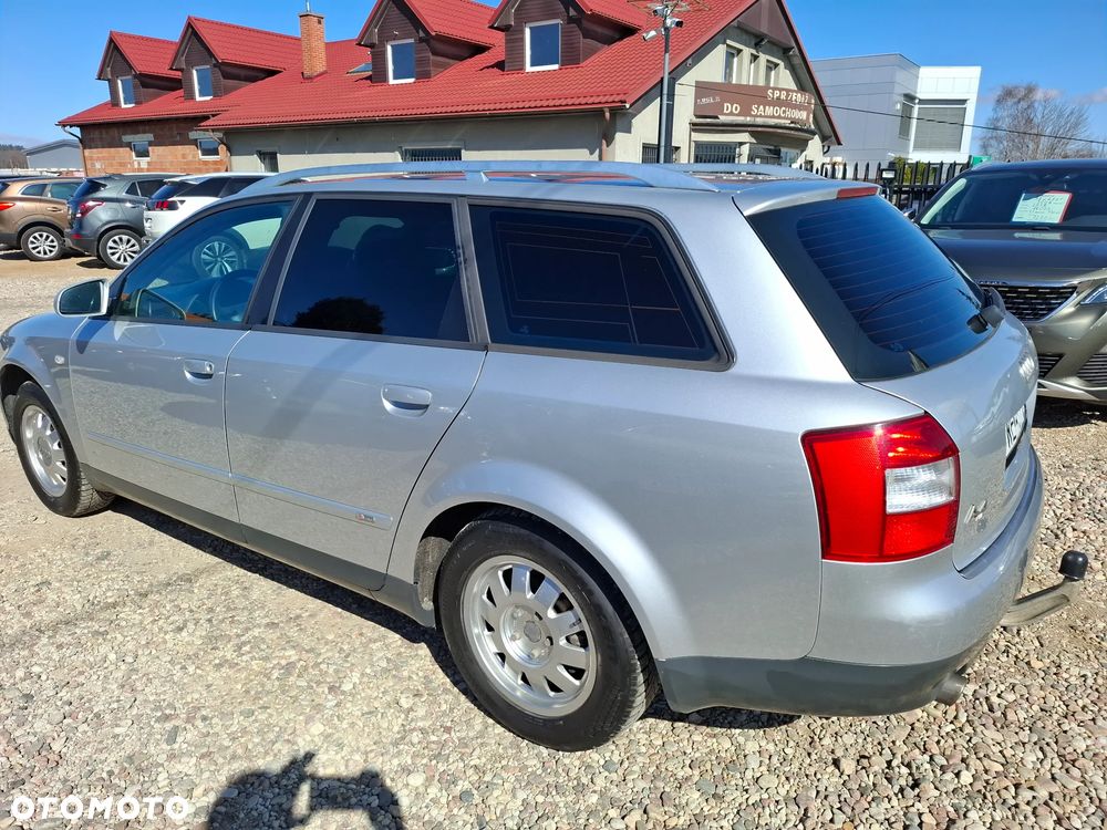 Audi A4 Avant - 10