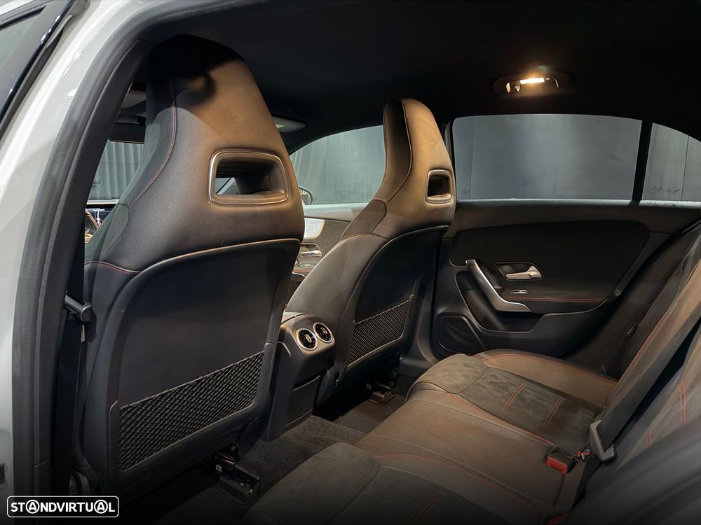 Mercedes-Benz A 180 d AMG Line Aut. - 29