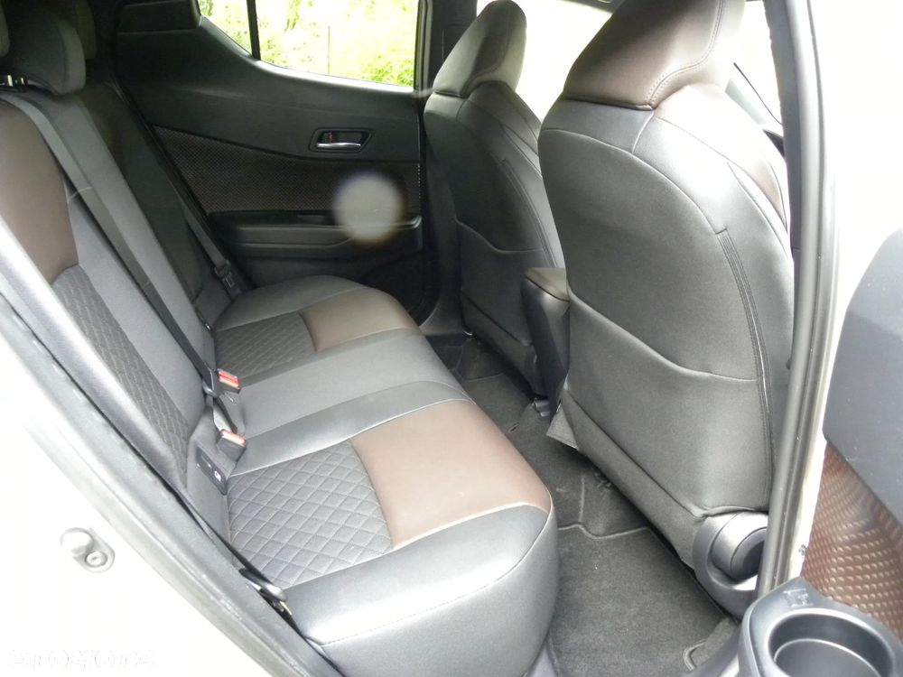 Toyota C-HR 1.2 Turbo Lounge - 31