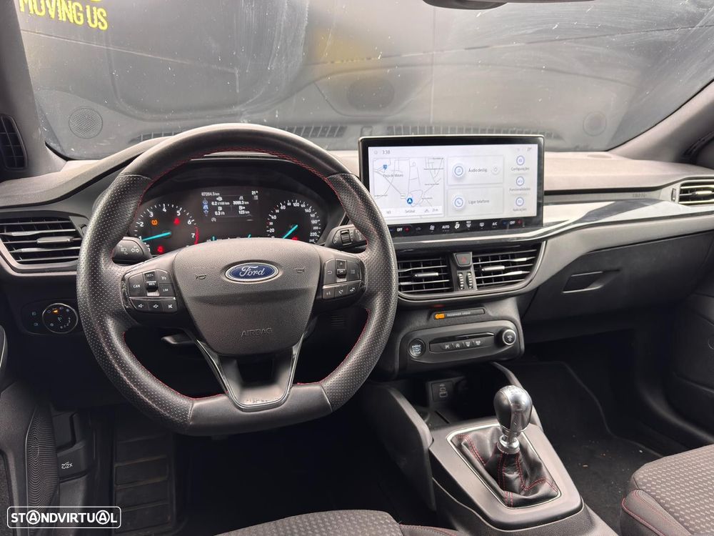 Ford Focus 1.0 EcoBoost ST-Line X - 5