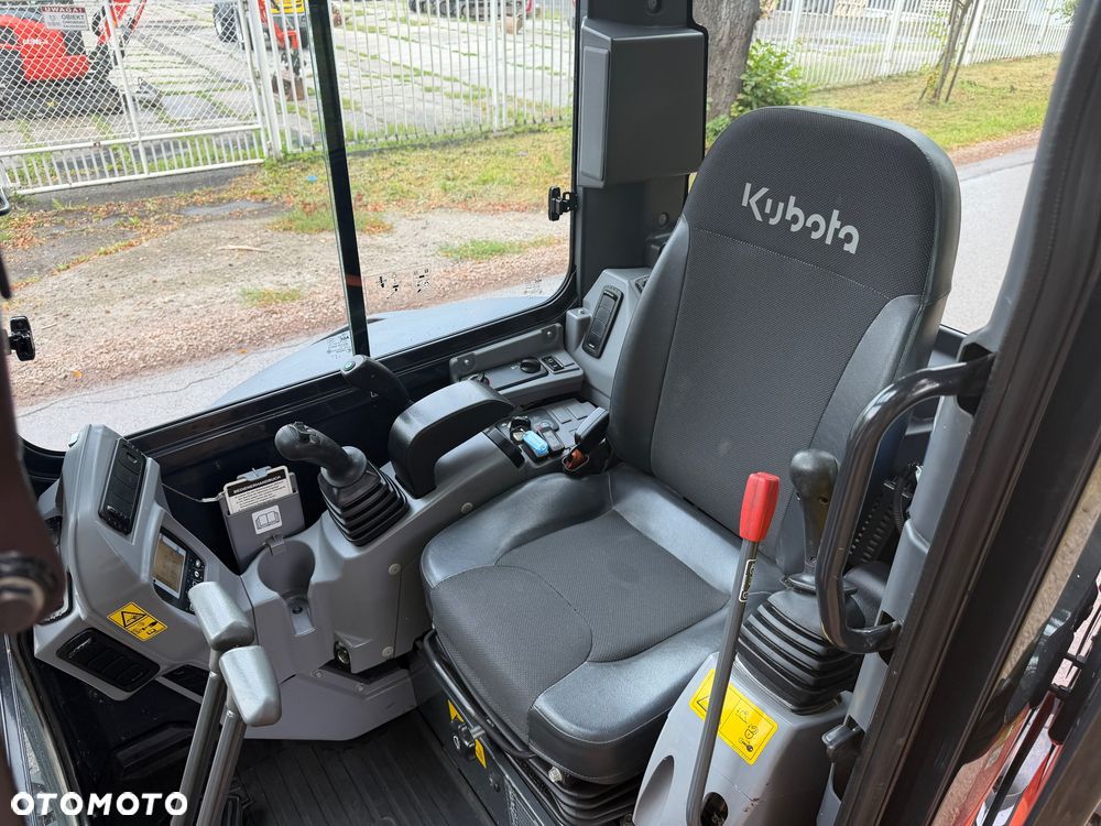 Kubota Minikoparka U36-4 - 30