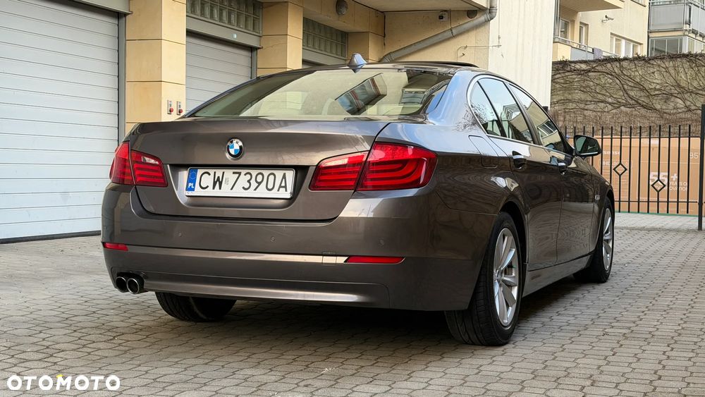 BMW Seria 5 520d Efficient Dynamics - 10