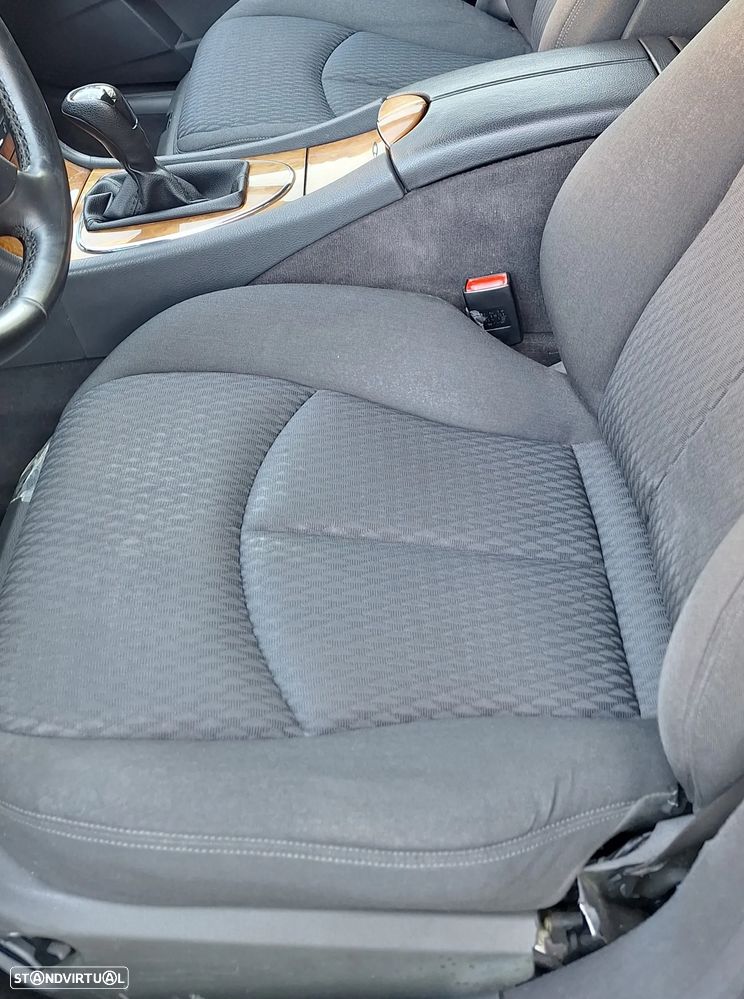 Mercedes-Benz E 220 CDI Elegance - 8