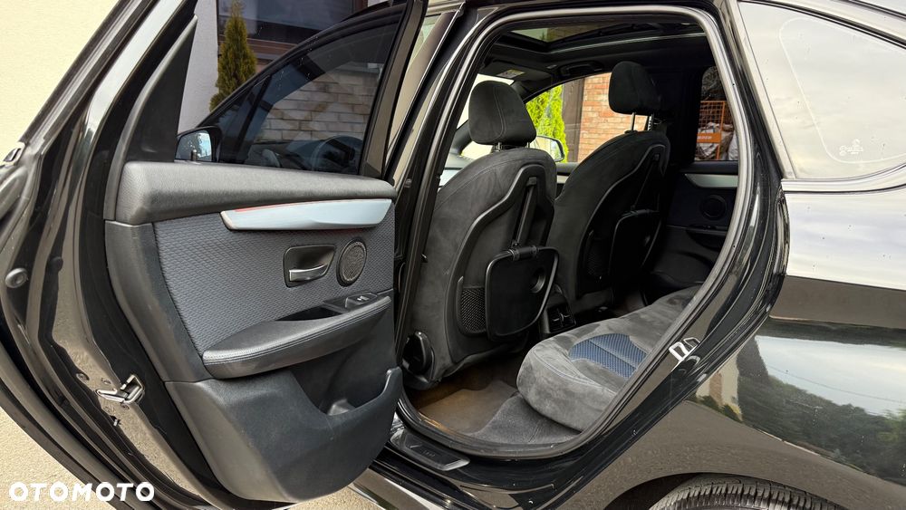 BMW Seria 2 220d Gran Tourer xDrive Sport-Aut M Sport - 31