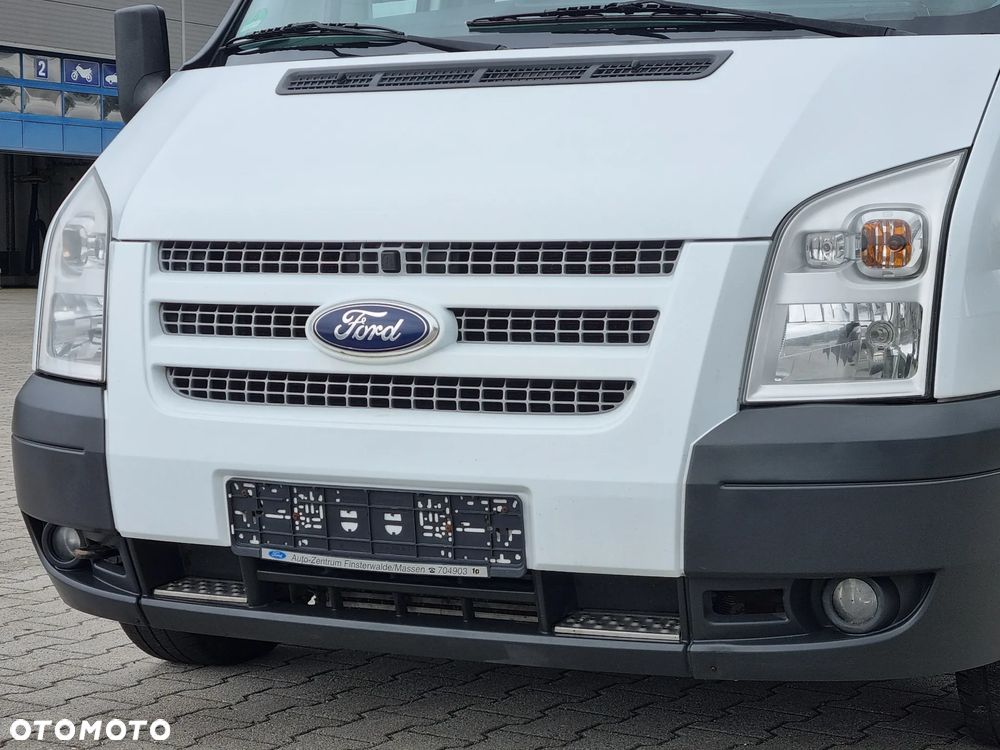 Ford Transit - 9