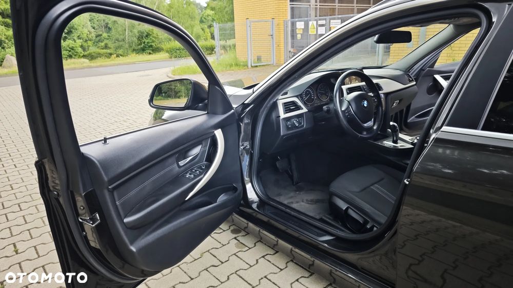BMW Seria 3 320d DPF - 8