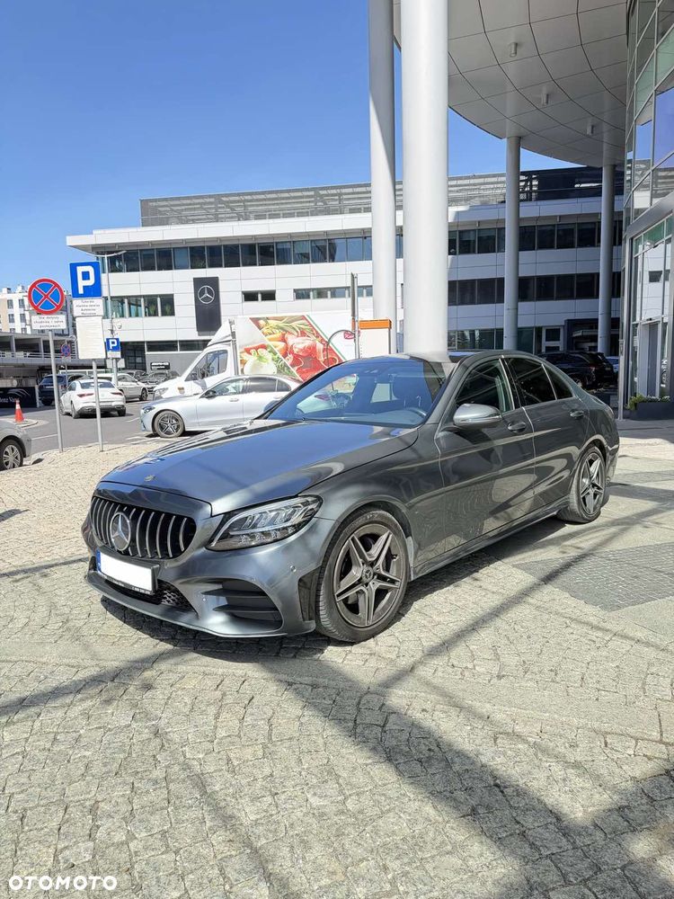 Mercedes-Benz Klasa C 300 d 4MATIC 9G-TRONIC - 33