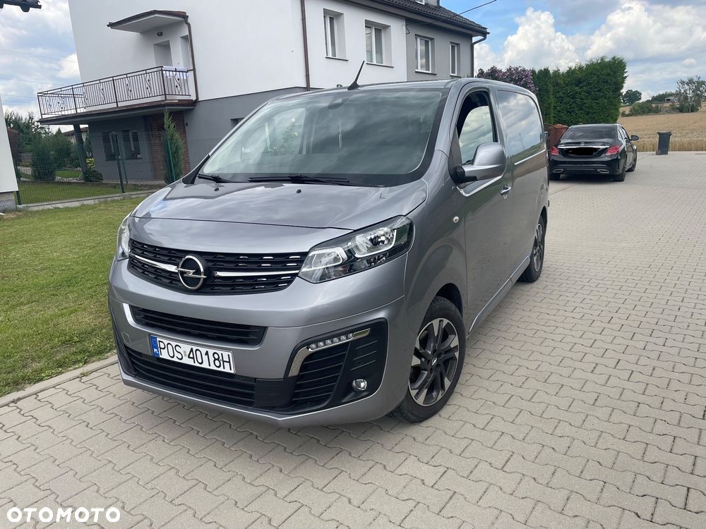 Opel Vivaro - 1