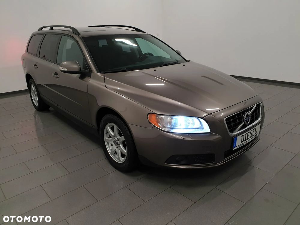 Volvo V70 2.0D Summum - 3
